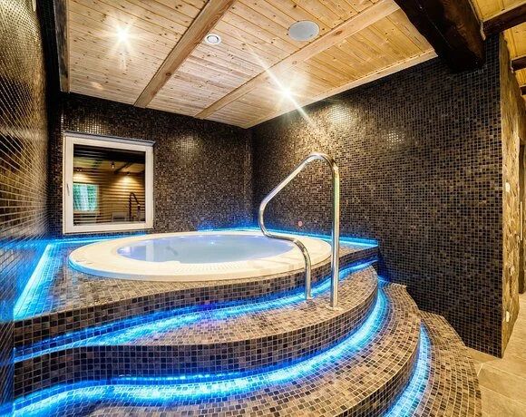 Poreallas Hotelli Dworek Wapionkan wellness-alueella